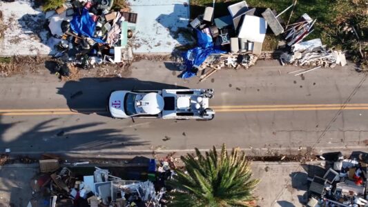 T-Mobile Post Season Hurricane Relief - Director David Palmer - Palmer Productions T-Mobile Post Season Hurricane Relief - Director David Palmer - Palmer Productions