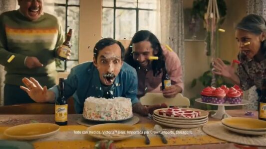 Cerveza Victoria 'Donde hay Vicky' - Dir. Rodrigo Garcia Saiz - (Shot in CDMX) Central Films North Cerveza Victoria 'Donde hay Vicky' - Dir. Rodrigo Garcia Saiz - (Shot in CDMX) Central Films North