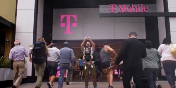 T-Mobile "Fans" iPhone 14 Pro and Apple TV+ - Director Walt Becker - Palmer Productions T-Mobile "Fans" iPhone 14 Pro and Apple TV+ - Director Walt Becker - Palmer Productions